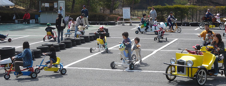 おもしろ自転車 あそぶ 鳥居平やまびこ公園